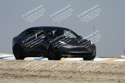 media/May-25-2025-Lotus Club Golden Gate (Sun) [[681474f0a2]]/Novice Group/Turn 2/